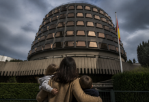 El Gobierno acelera la ley de nietos hacia el Constitucional