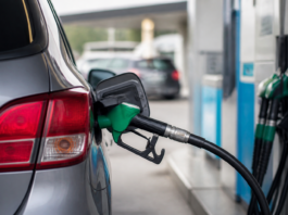 La gasolina supera los 2 euros en más de 150 estaciones de Aragón