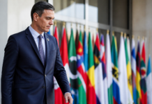 Sánchez inicia en la ONU una gira clave con aroma a despedida