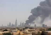 Los hutíes desafían a Arabia Saudí con ataques a Riad y Yanbu