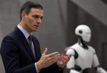 Sánchez avisa: una IA sin control humano es una estupidez