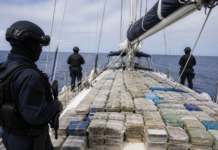 Apresan velero con 2.000 kilos de cocaína a 400 millas de Galicia