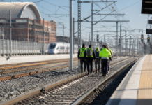 Adif retira personas de las vías del AVE cerca de Atocha