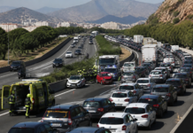 Dos accidentes colapsan la A-7 y desatan el caos en Málaga