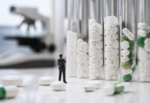 La arriesgada cura de Big Pharma ante su crisis de crecimiento
