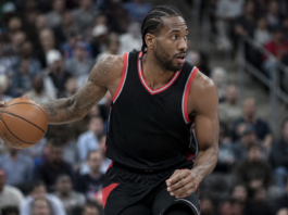 Kawhi Leonard seguirá en Toronto: firma por 115 millones