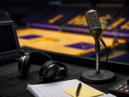 Muere Lawrence Tanter, voz de los Lakers durante 43 temporadas
