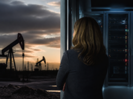Naomi Klein alerta: la IA y el petróleo sellan un pacto
