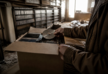 Compra un videoclub cerrado y descubre un tesoro oculto