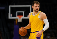 Luka Doncic afronta el reto de liderar a Lakers sin LeBron
