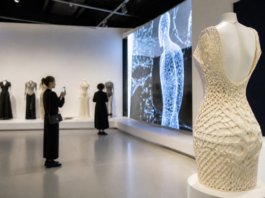 ¿Cómo cambiará la tecnología la moda? Una exposición en Madrid