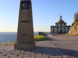 Peregrino muere en Cee tras caer por una pendiente Peregrino muere en Cee tras caer por una pendiente image