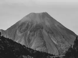 Volcán Krakatoa: claves de la erupción que alteró vuelos image