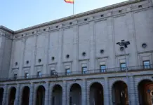 Feijóo gana peso mientras el PP prepara su alternativa image