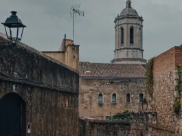 Girona guarda un pueblo con aire de la Toscana Girona guarda un pueblo con aire de la Toscana image