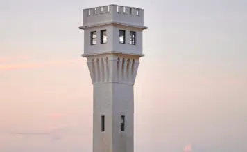 Torre Baró queda dañada tras las lluvias y los derrumbes image