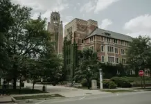Campus de Chicago investiga una presunta agresión sexual image