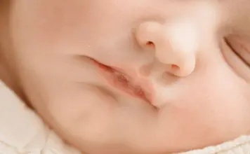 Bebé abandonada en Málaga: la condena a sus padres image
