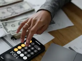 Calculadora Vox cuánto ahorrarías con su rebaja fiscal Calculadora Vox cuánto ahorrarías con su rebaja fiscal image