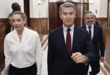 El PP se ofrece como solución a la vivienda y reta al adelanto