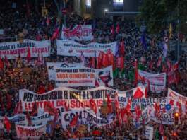 CCOO y UGT acuerdan huelga general de 24 horas por vivienda