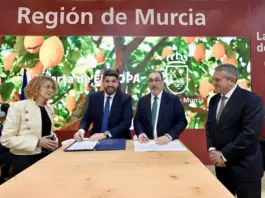 López Miras lleva la tecnología agrícola murciana a Latinoamérica