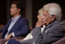 Felipe González acusa al Gobierno de traicionar la soberanía