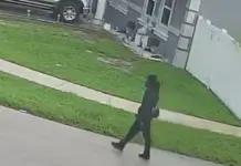 Buscan al sospechoso que robó una consola en North Lauderdale