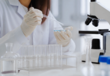 La ULL investiga un nuevo tratamiento para la queratitis