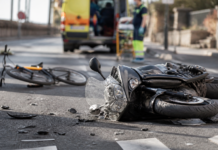 Herido un hombre tras chocar una moto y una bicicleta en Adeje