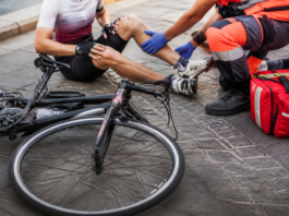 Una ciclista resulta herida tras caer en Charco San Ginés