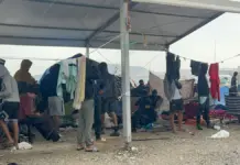 El gran despliegue policial que desalojó a 500 migrantes