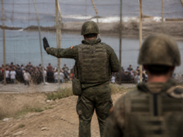El Gobierno frenó al Ejército ante la crisis migratoria de Ceuta