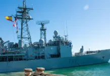La Armada refuerza Ceuta con dos fragatas ante buques marroquíes