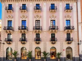 Mango impulsa su expansión en Italia con 30 tiendas en 2026