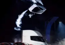 Tesla Roadster: por qué necesita 7 horas para volar 6 segundos