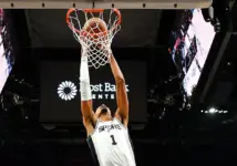 Wembanyama amenaza con iniciar hoy una nueva era en la NBA