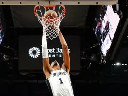 Wembanyama amenaza con iniciar hoy una nueva era en la NBA