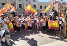 La Plaza de los Reyes se convierte en la voz de Ceuta