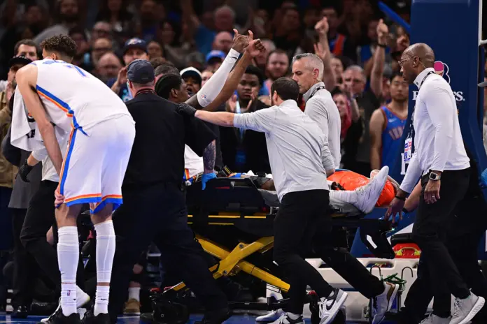 Los Angeles Clippers v Oklahoma City Thunder
