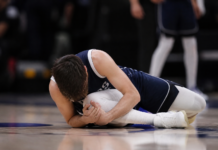 Malas noticias para los Mavs: De Larrea se lesiona la rodilla