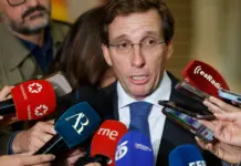 Almeida anuncia una denuncia penal contra el exdelegado