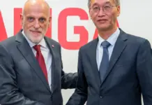 Tebas se reúne con el embajador chino para buscar soluciones