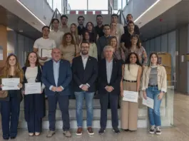 La UJI premia la excelencia de su máster en tecnología cerámica