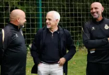 El emotivo adiós de Alan Pace a Manolo González tras el Sestao