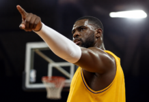 El nuevo pívot de los Lakers lanza una dura advertencia
