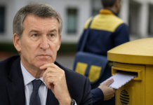 Feijóo cuestiona a Correos y aviva las dudas sobre el voto postal