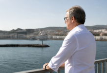 Feijóo promete recuperar la normalidad de Ceuta con un plan
