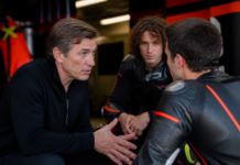 Rivola desvela las órdenes de Aprilia tras el lío entre Raúl y Bezzecchi