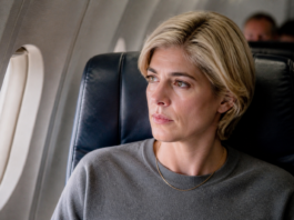 Selma Blair, acusada de agredir a dos azafatas en un vuelo